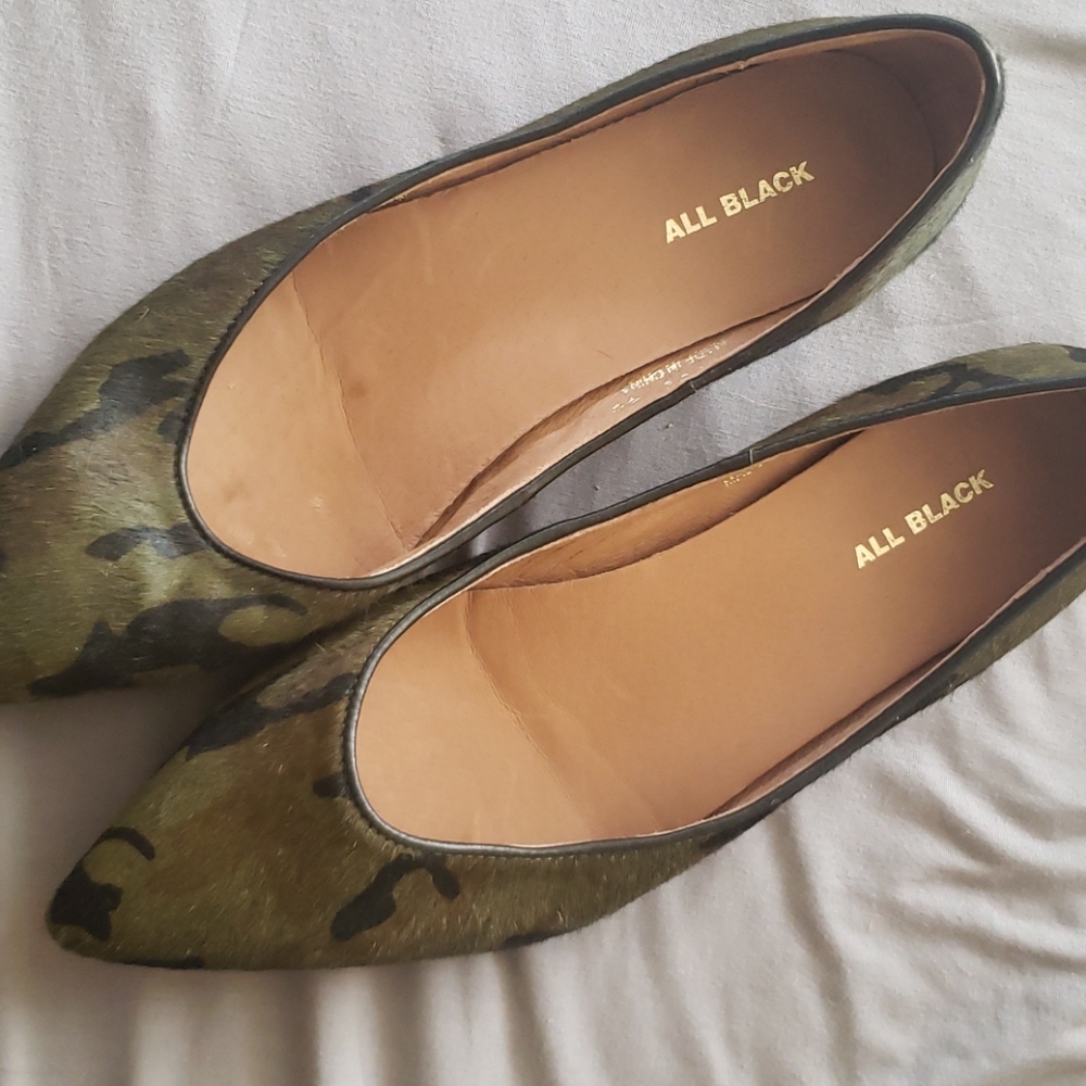 Fun camo flats